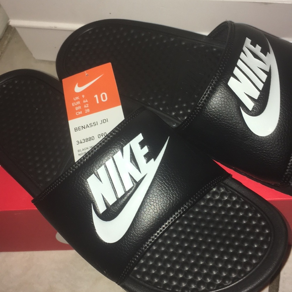 need fine ASAP Black Nike slides